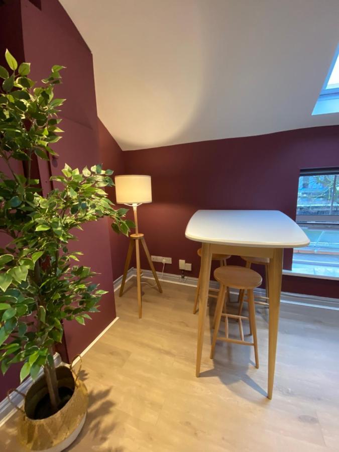 Aaron Wise - 17 Fitzhamon Apartments Cardiff Eksteriør bilde