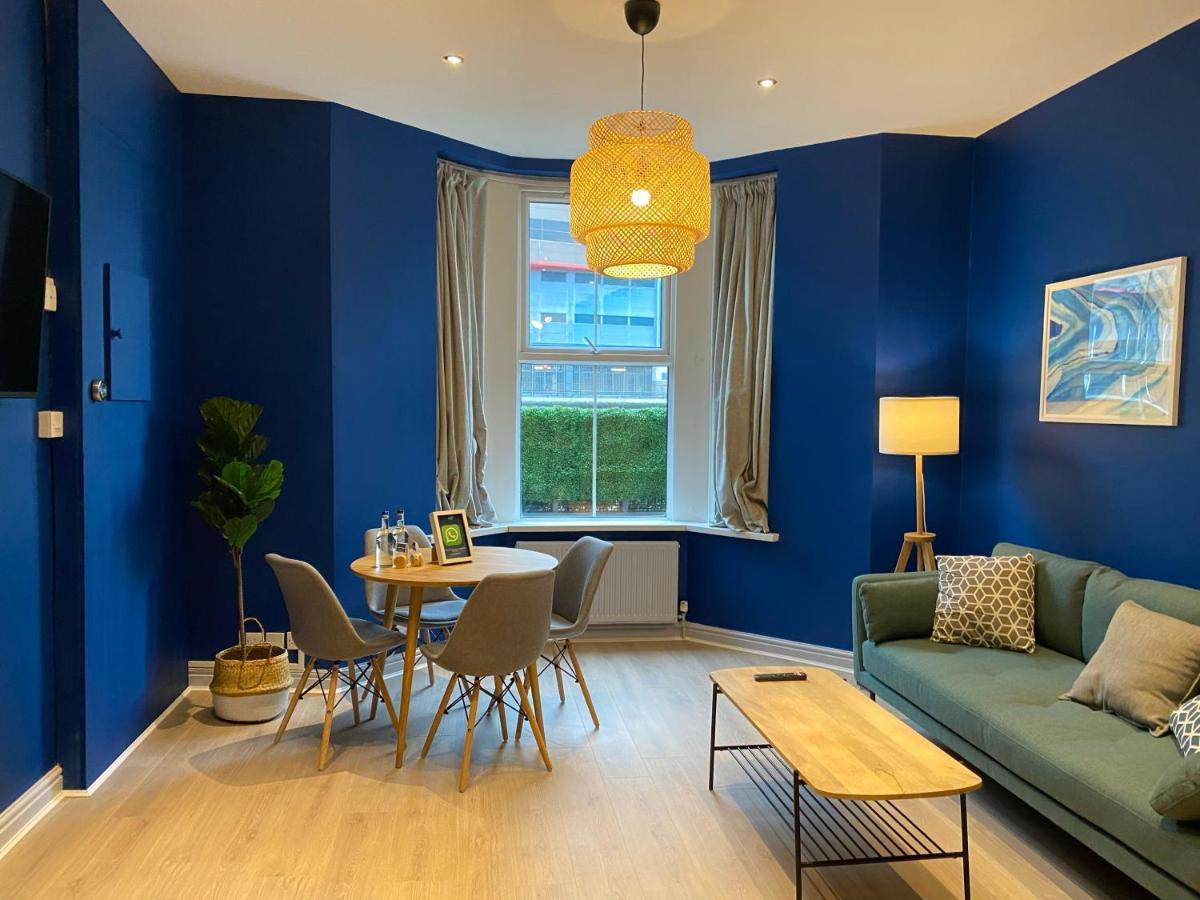 Aaron Wise - 17 Fitzhamon Apartments Cardiff Eksteriør bilde