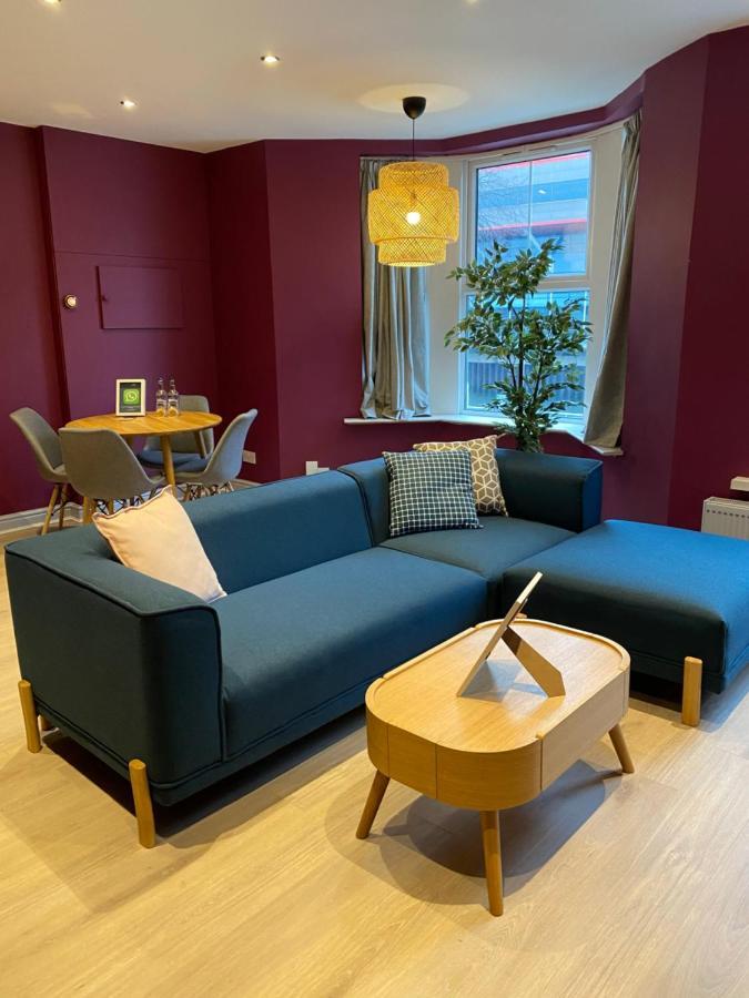 Aaron Wise - 17 Fitzhamon Apartments Cardiff Eksteriør bilde