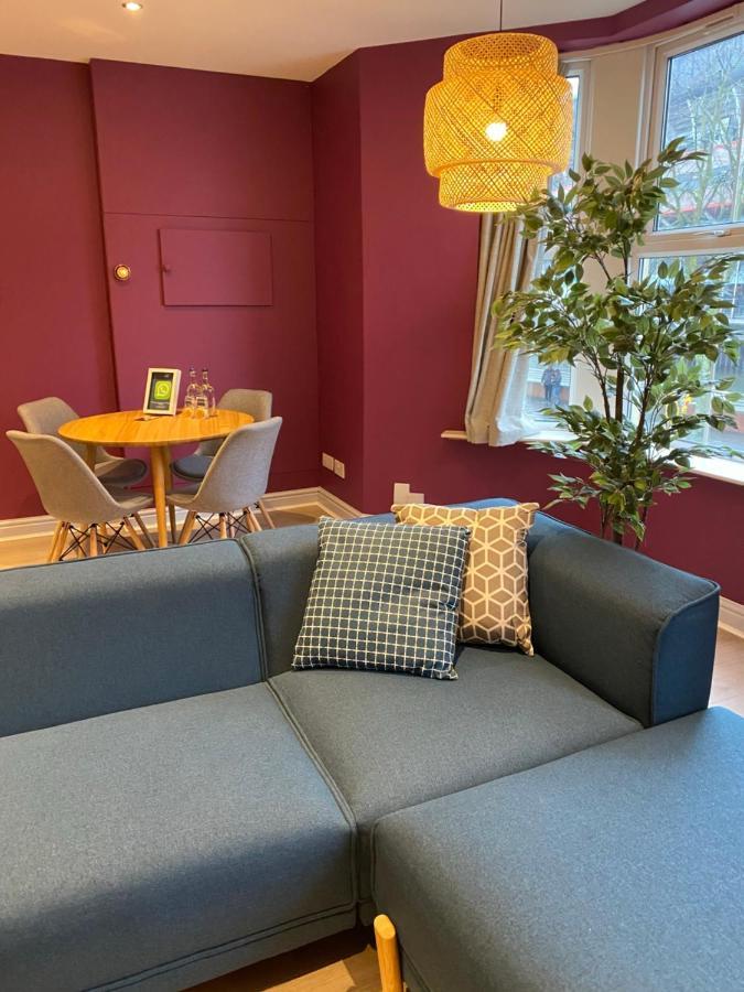 Aaron Wise - 17 Fitzhamon Apartments Cardiff Eksteriør bilde