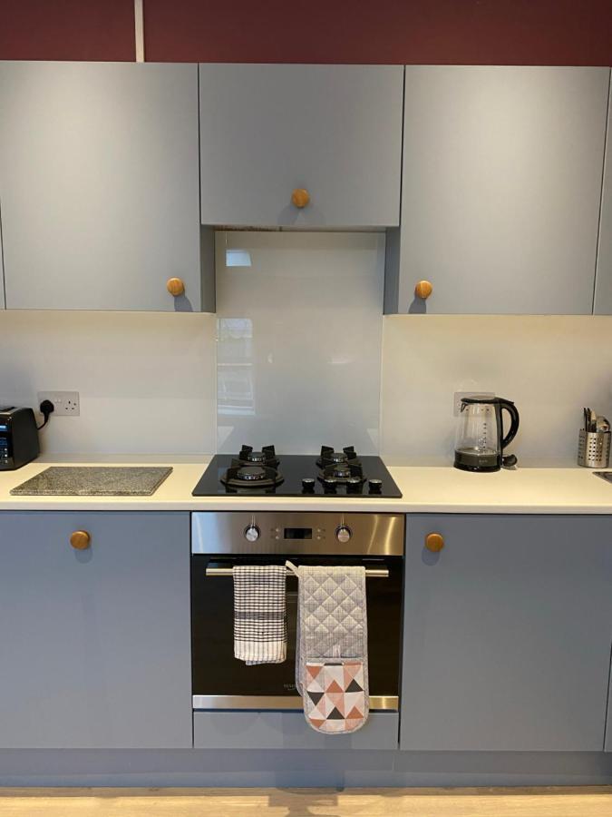 Aaron Wise - 17 Fitzhamon Apartments Cardiff Eksteriør bilde